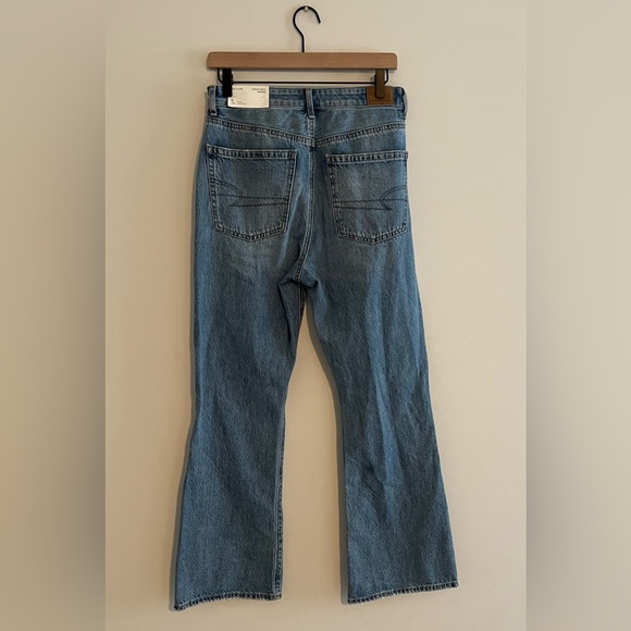 American Eagle - Ripped Highest Waist ‘90s Flare Jean - Size 8 - Picture 9 of 13